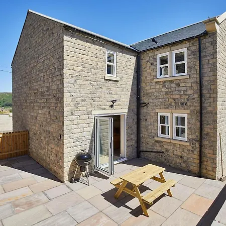 Host & - Foggyshaw Holiday home *